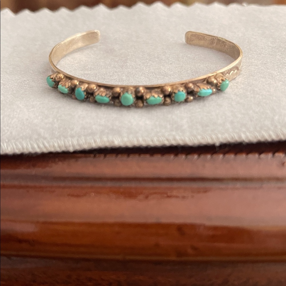 Zuni HandmadeTurquoise and Silver Bracelet - Picture 2 of 6